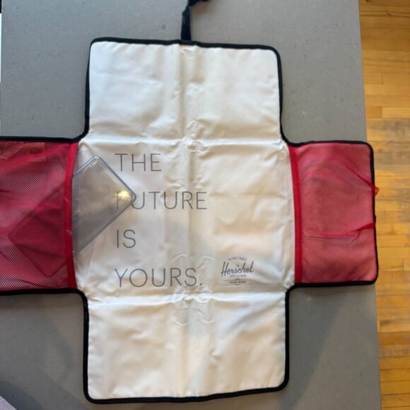 Herschel Supply Co. Sprout Changing Mat - Picture 3 of 5